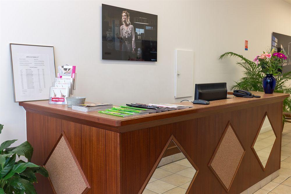 Hotel De France 2*