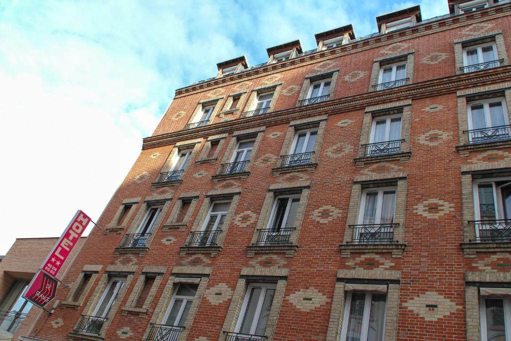 Hotel De France 2*